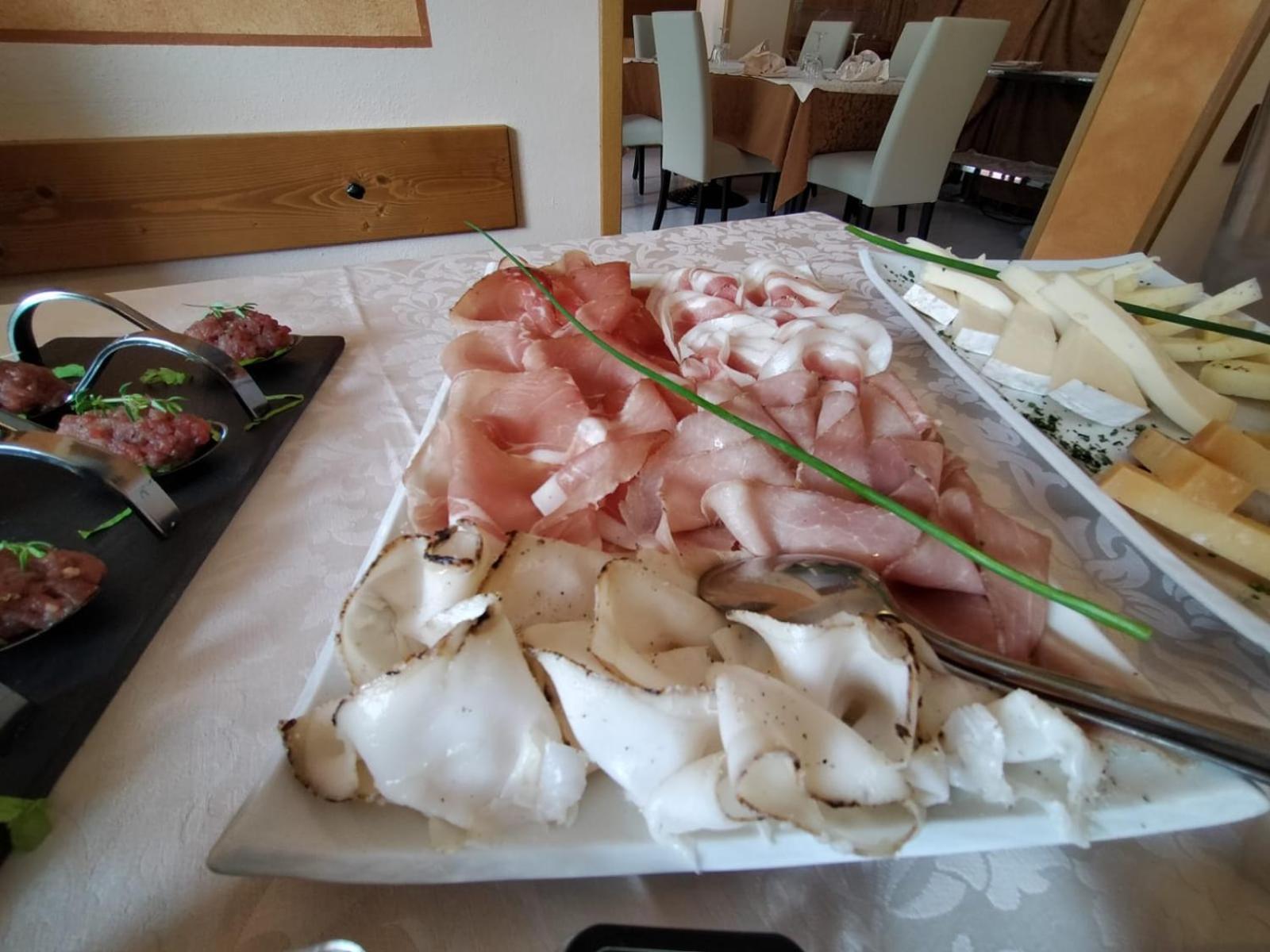 Hotel Cima D'Oro Molina di Ledro Luaran gambar