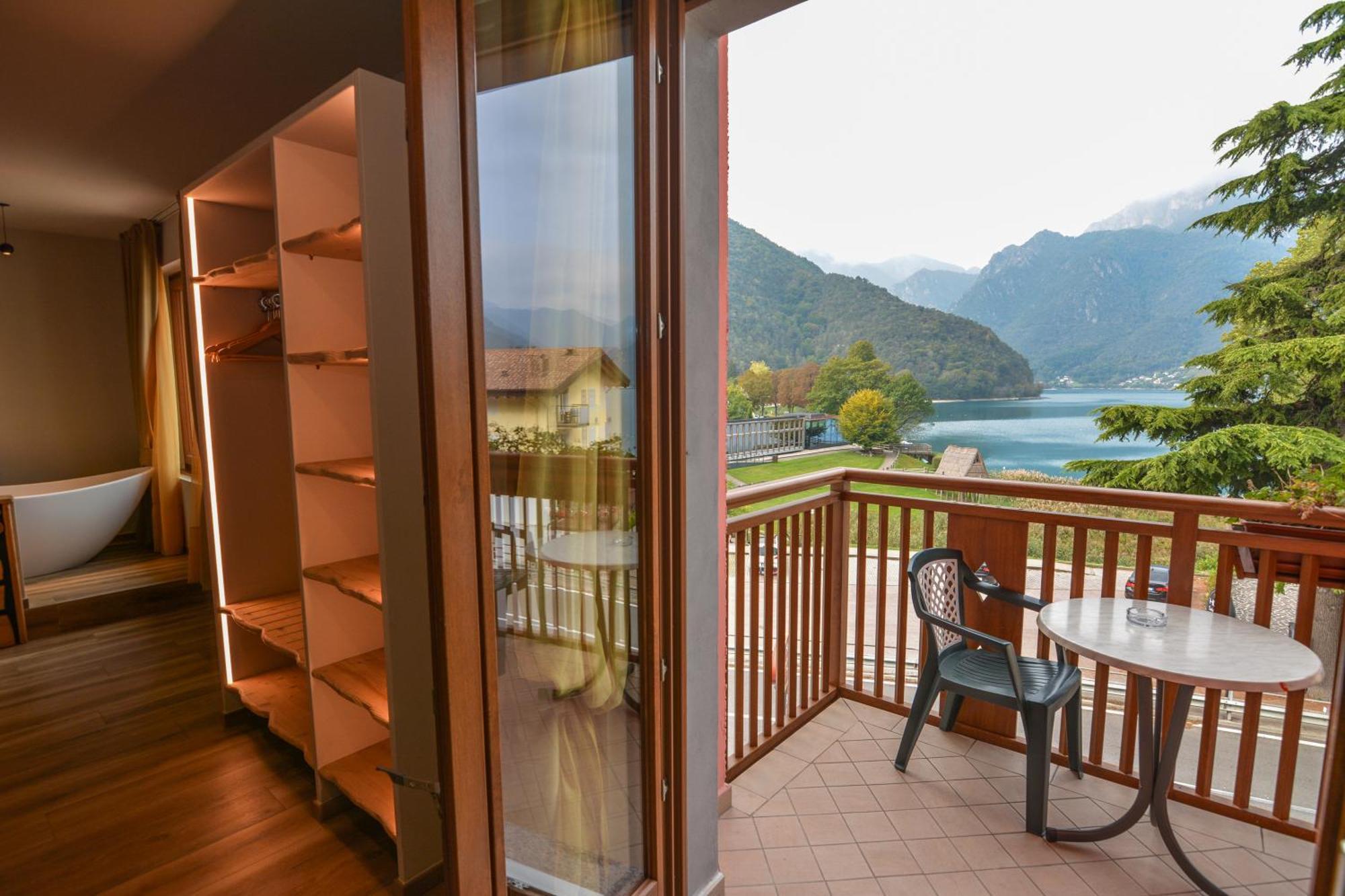 Hotel Cima D'Oro Molina di Ledro Luaran gambar