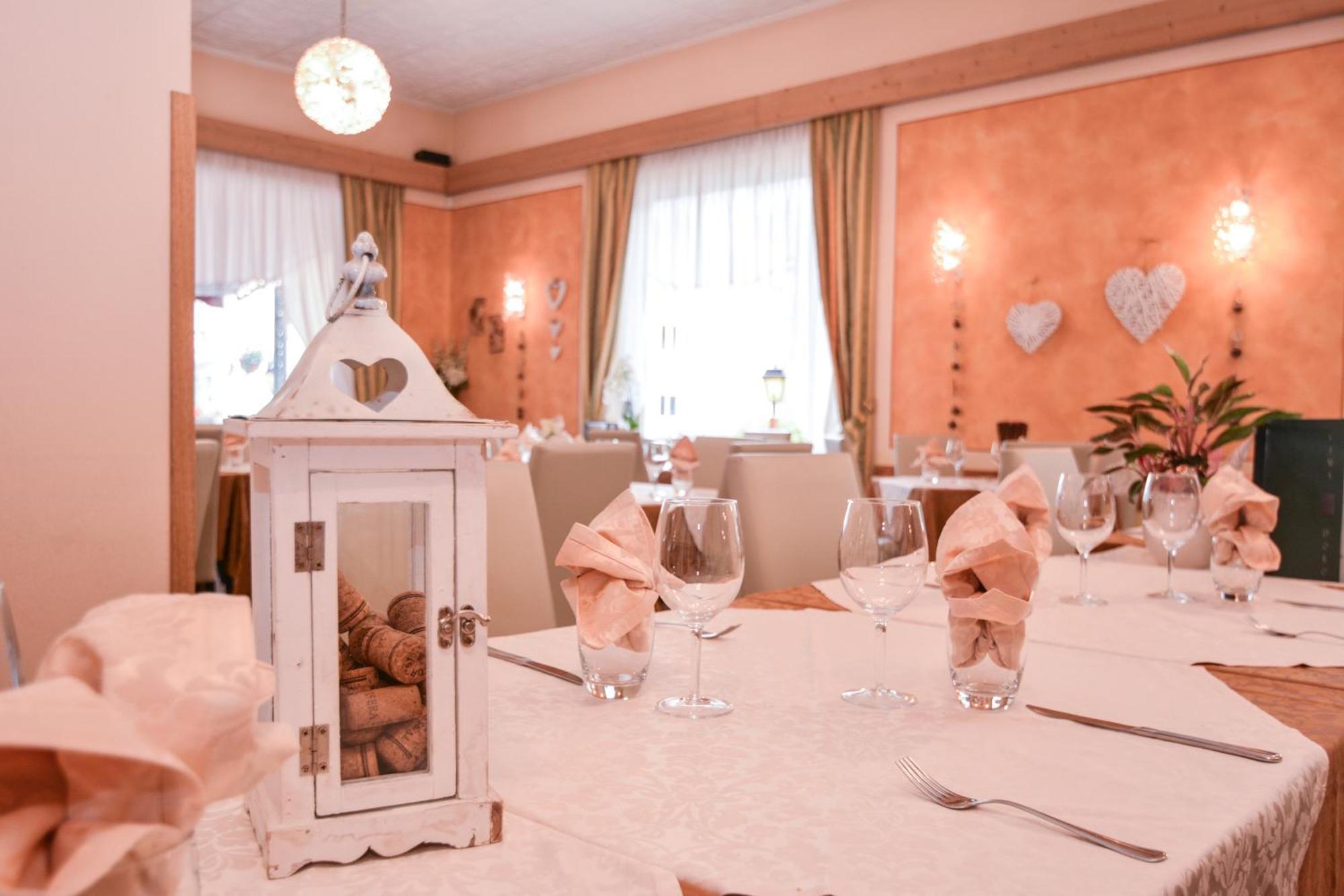 Hotel Cima D'Oro Molina di Ledro Luaran gambar