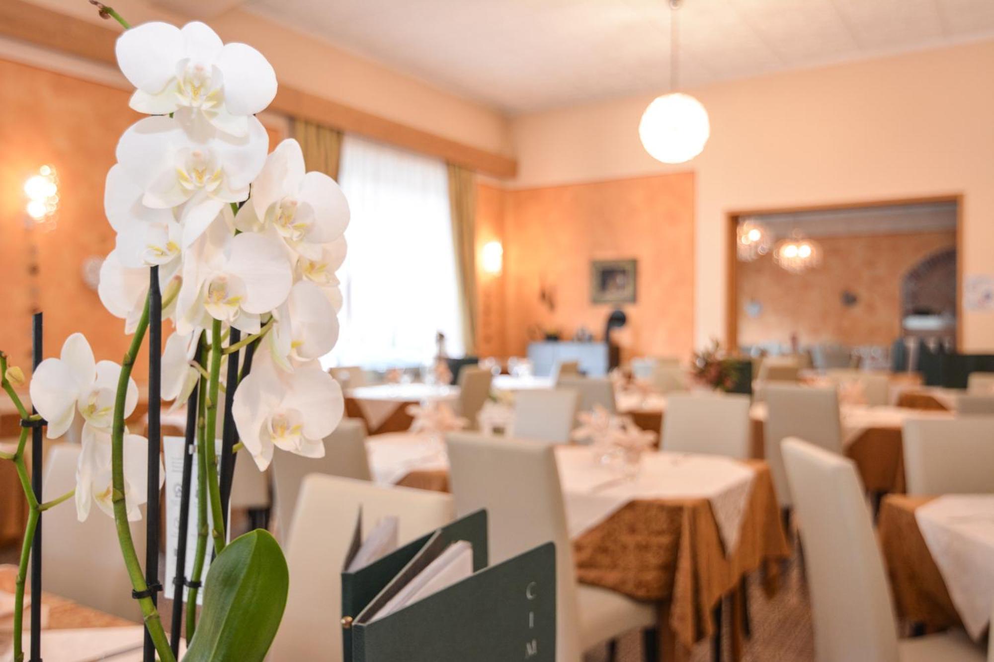 Hotel Cima D'Oro Molina di Ledro Luaran gambar