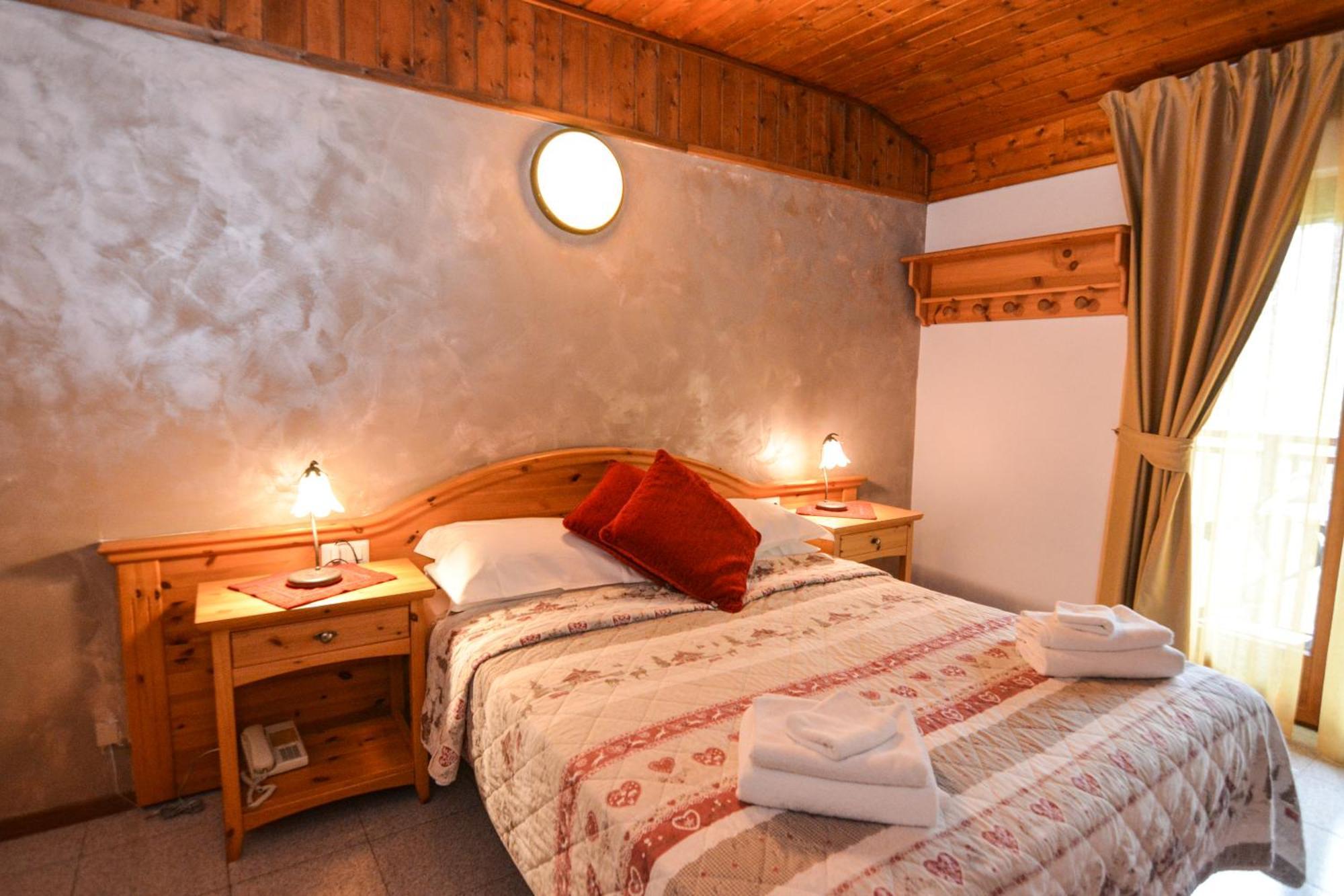 Hotel Cima D'Oro Molina di Ledro Luaran gambar